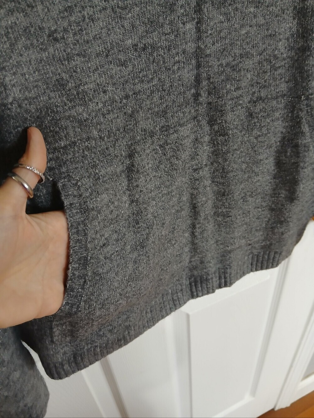 Alma Mater Gray V-Neck Sweater with Orange 'T' Accent Tennessee Vols College - Picture 7 of 9